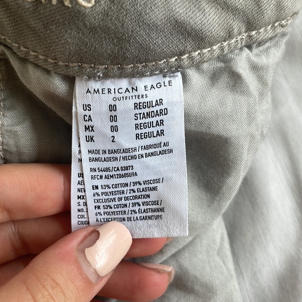 Grey Camo American Eagle Low Rise Stretchy Ankle Jeans - Picture 4 of 5